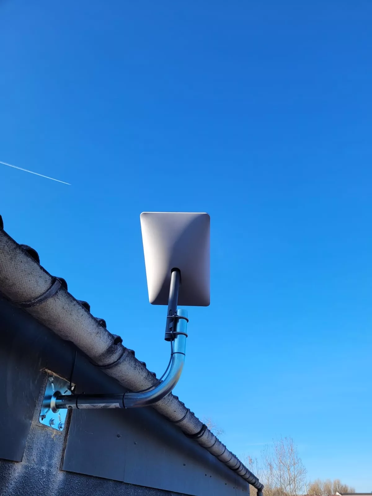 Installation Starlink professionnelle FRINET TELECOM dans Ardèche